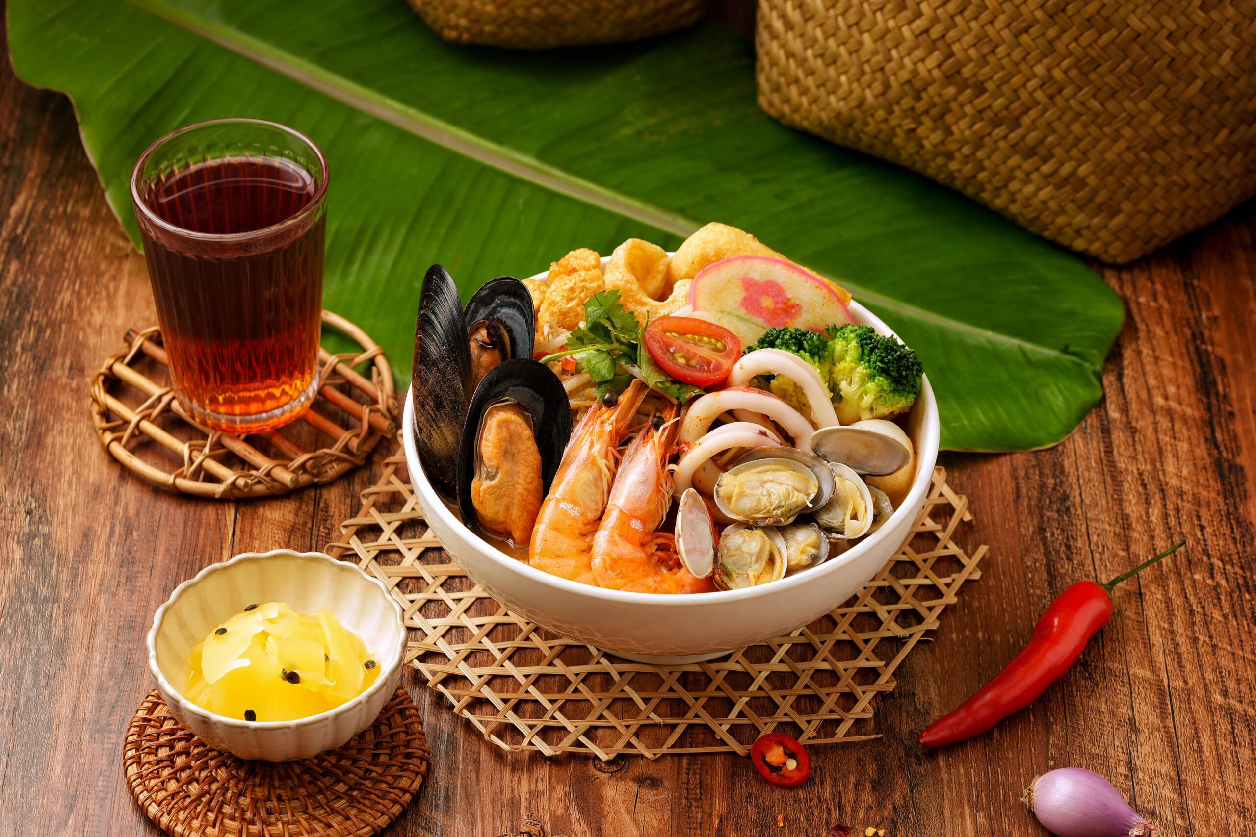 東央酸辣麵